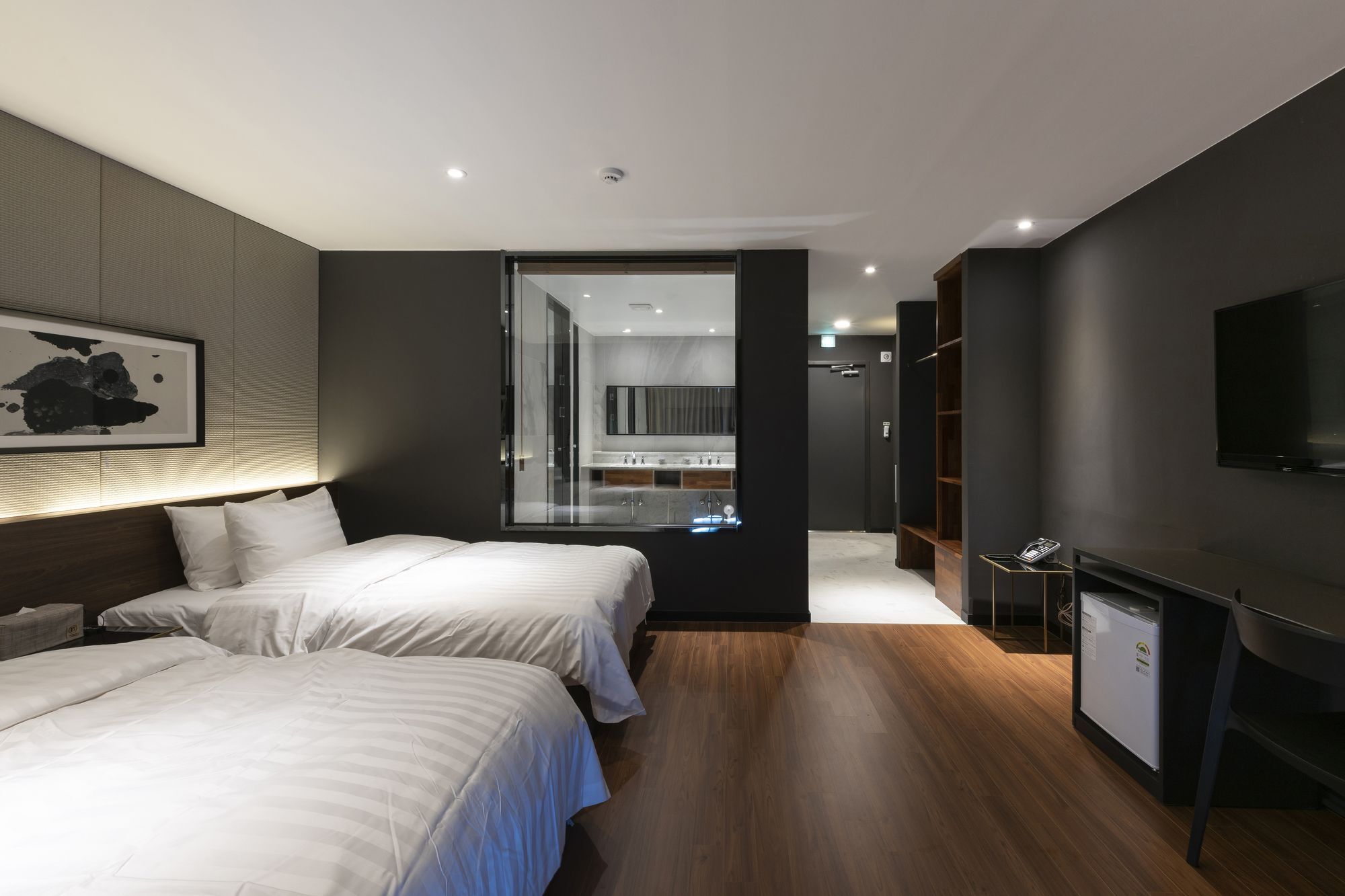 Brown-Dot Hotel Shinho Busan Exterior photo