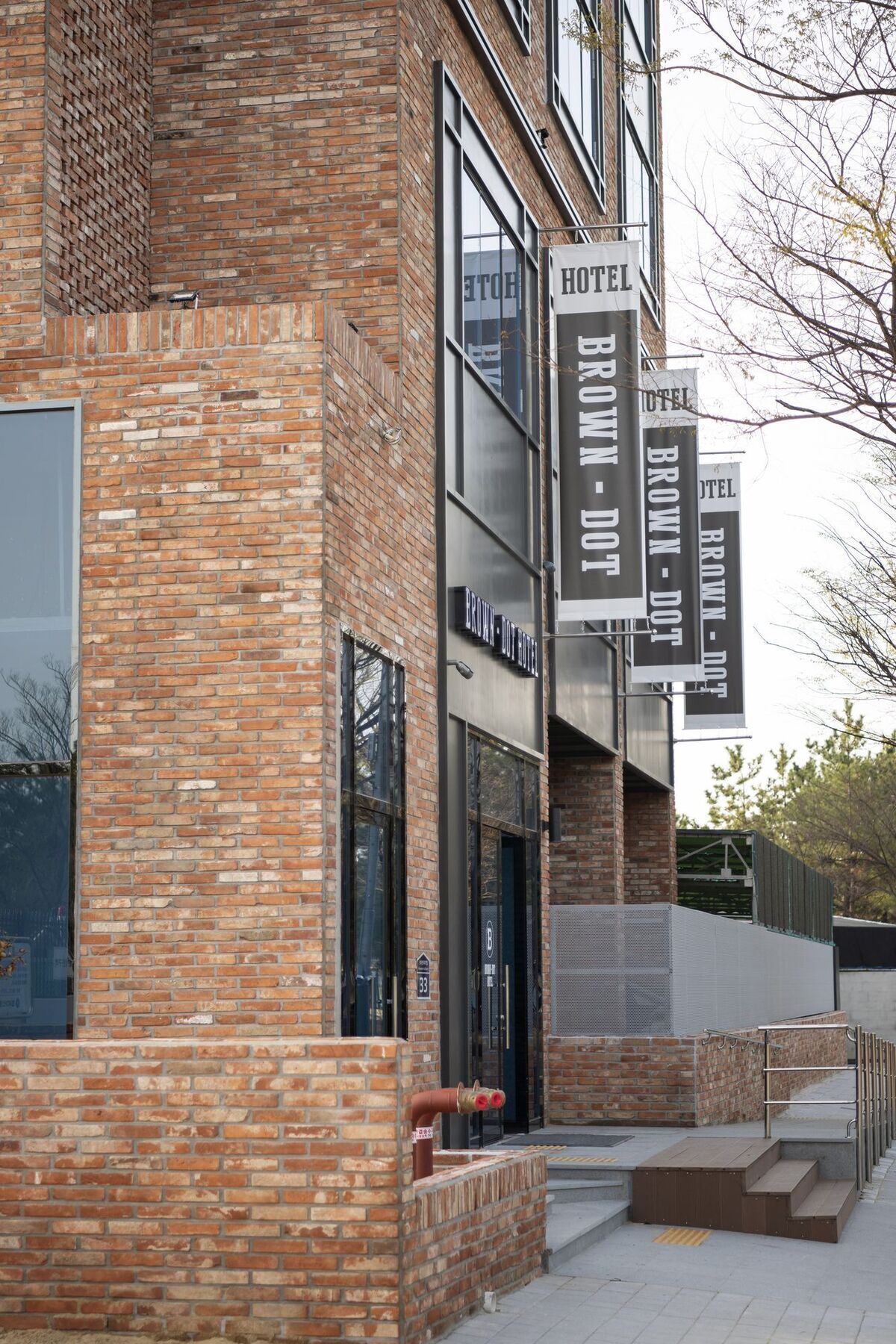 Brown-Dot Hotel Shinho Busan Exterior photo